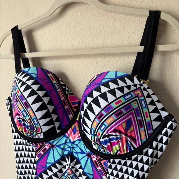 Swimsuits for All 14 Kaleidoscope Geometric Printed One Piece Swimsuit - Picture 3 of 14